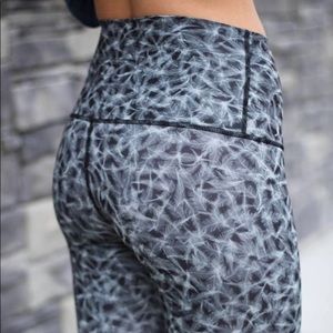 EUC Lululemon WunderUnder Pant (RARE PRINT!) Sz 4